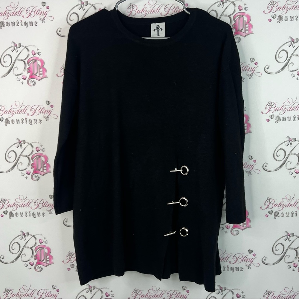 Rain + rose sweater Chic Black Women's Sweatshirt with Silver Accents wool